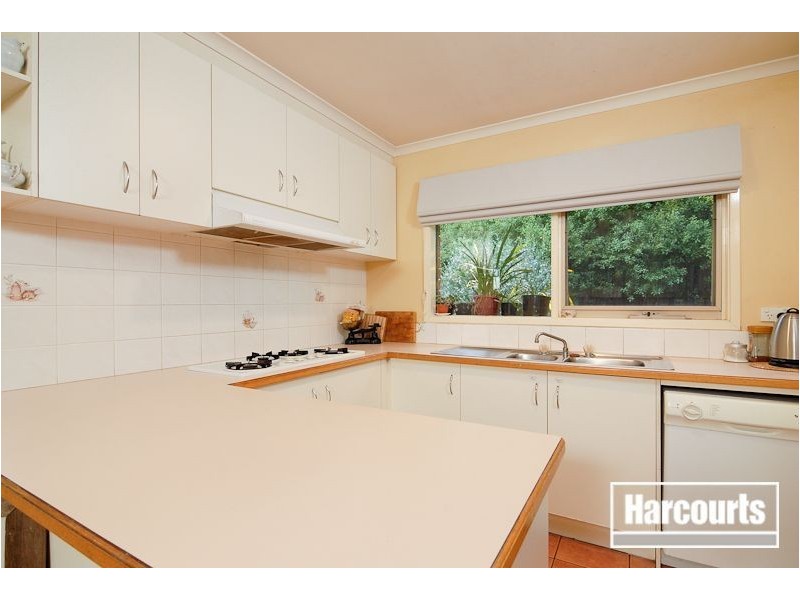 11 Belmont Avenue, Carrum Downs VIC 3201