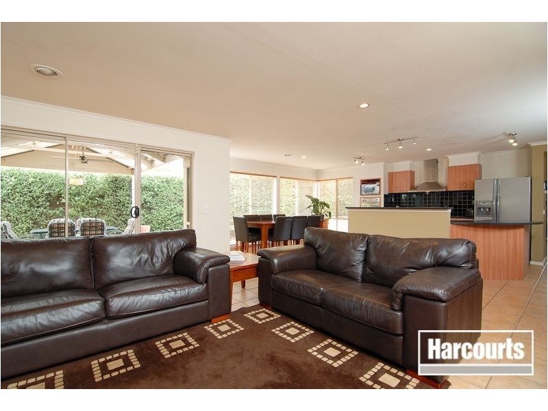 21 Stefans Court, Skye VIC 3977