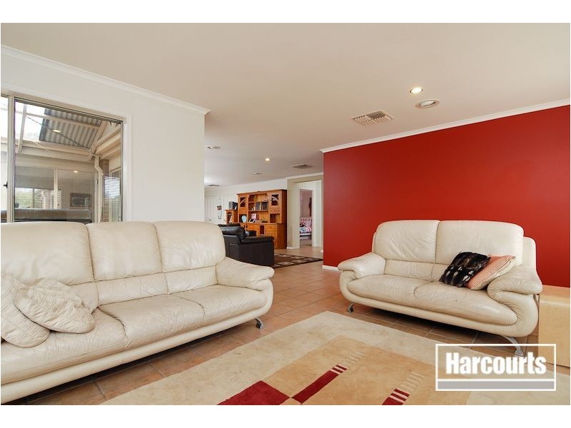 21 Stefans Court, Skye VIC 3977