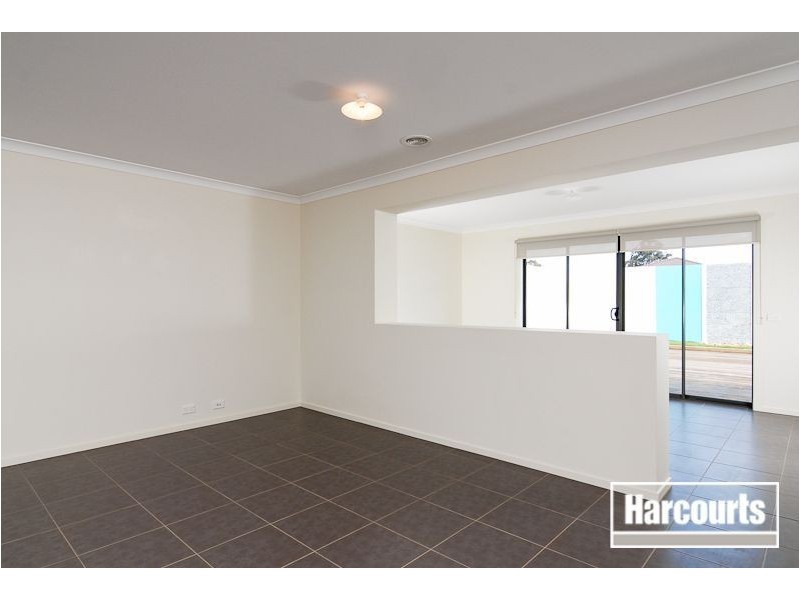 63 Malua Circuit, Sandhurst VIC 3977