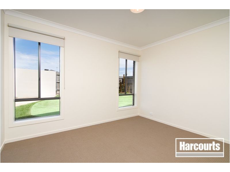 63 Malua Circuit, Sandhurst VIC 3977