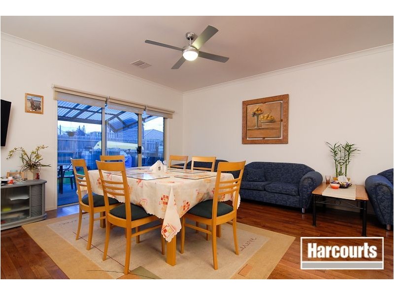 13 Balinga Drive, Skye VIC 3977