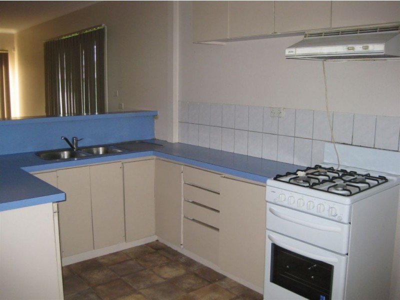 19 Pine Street, Frankston North VIC 3200