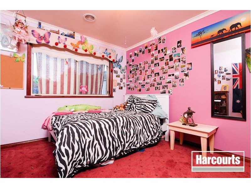 14 Friuli Place, Skye VIC 3977