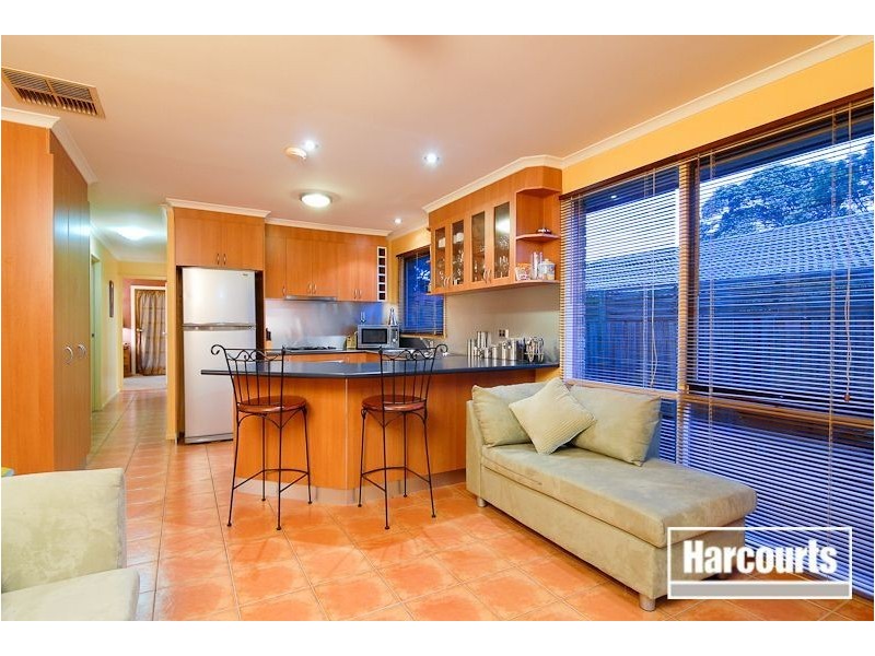 11 Paras Drive, Carrum Downs VIC 3201