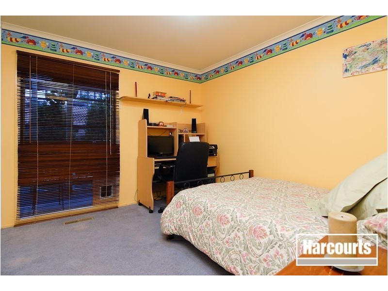 11 Paras Drive, Carrum Downs VIC 3201