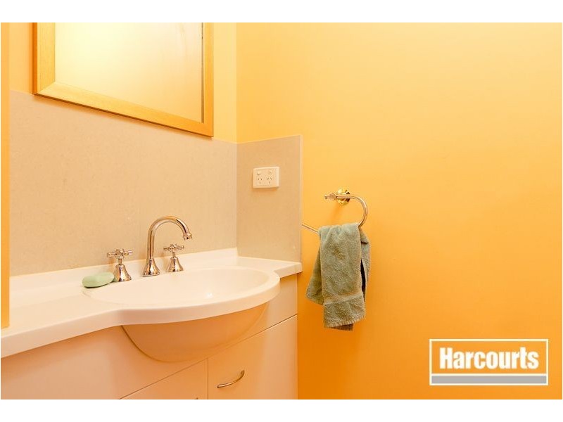 11 Paras Drive, Carrum Downs VIC 3201