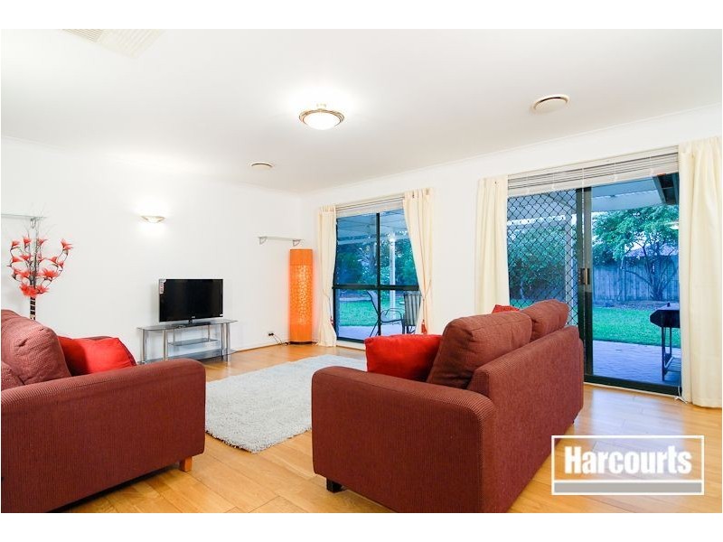 23 Rodney Court, Skye VIC 3977