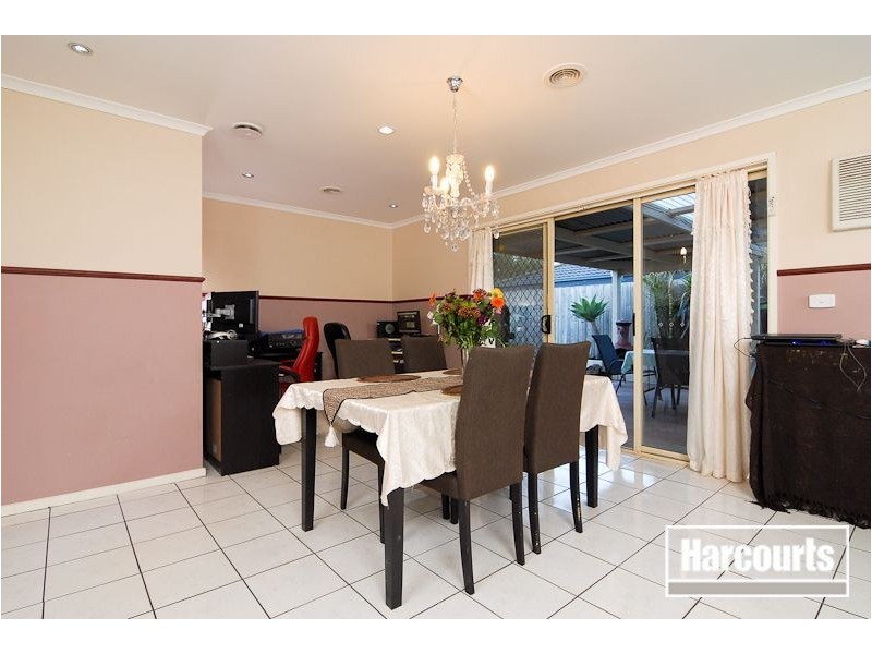 19 Szer Way, Carrum Downs VIC 3201