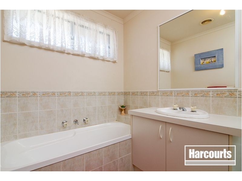 3 Starchenko Court, Carrum Downs VIC 3201