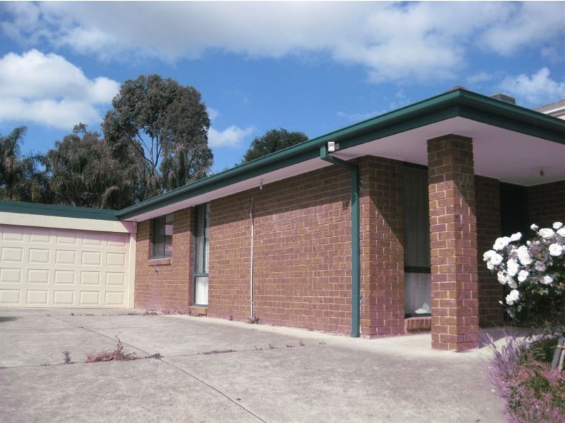 4 Overall Drive, Skye VIC 3977