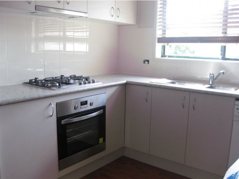 4 Overall Drive, Skye VIC 3977