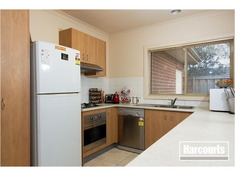 28/55 McClelland Drive, Skye VIC 3977