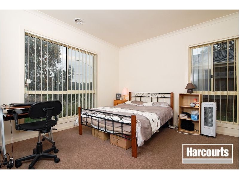 28/55 McClelland Drive, Skye VIC 3977