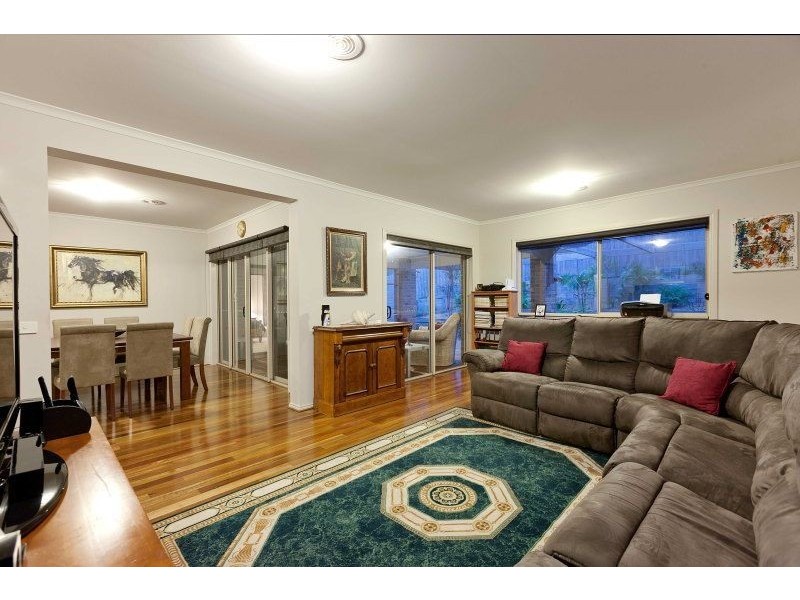55 Hillview Drive, Carrum Downs VIC 3201