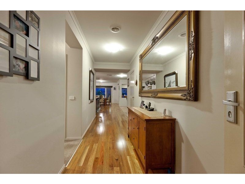 55 Hillview Drive, Carrum Downs VIC 3201