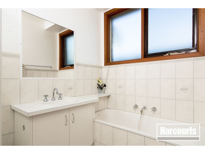 15 Bartolo Court, Cranbourne North VIC 3977