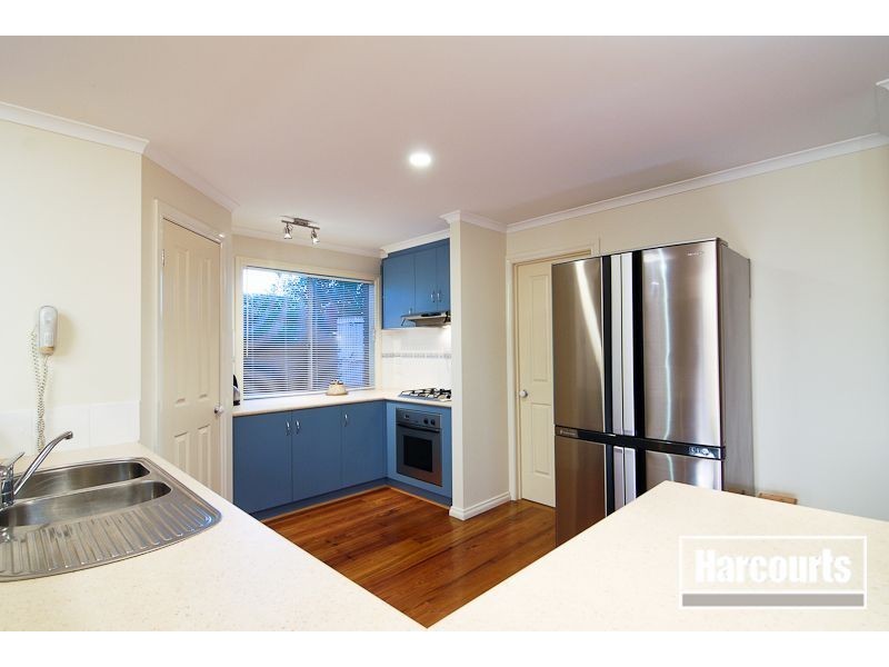 2 Wisteria Court, Skye VIC 3977