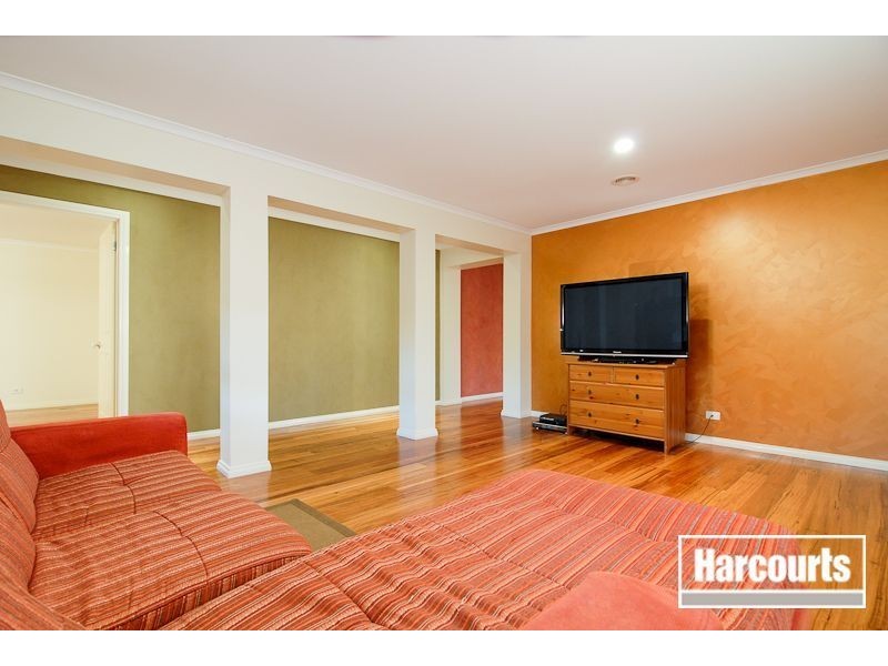 2 Wisteria Court, Skye VIC 3977