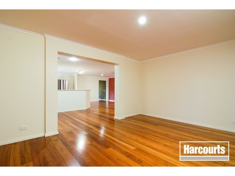 2 Wisteria Court, Skye VIC 3977
