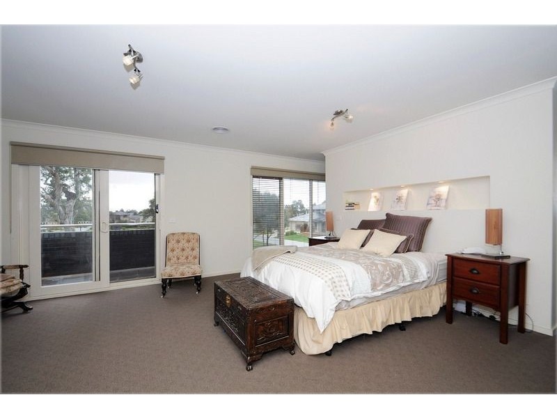 13 Sweet Gum Place, Sandhurst VIC 3977