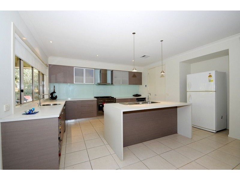 13 Sweet Gum Place, Sandhurst VIC 3977