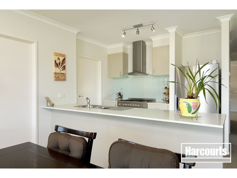 3 Ferrier Close, Sandhurst VIC 3977