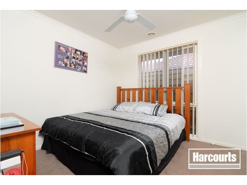 11/10 Hall Road, Carrum Downs VIC 3201