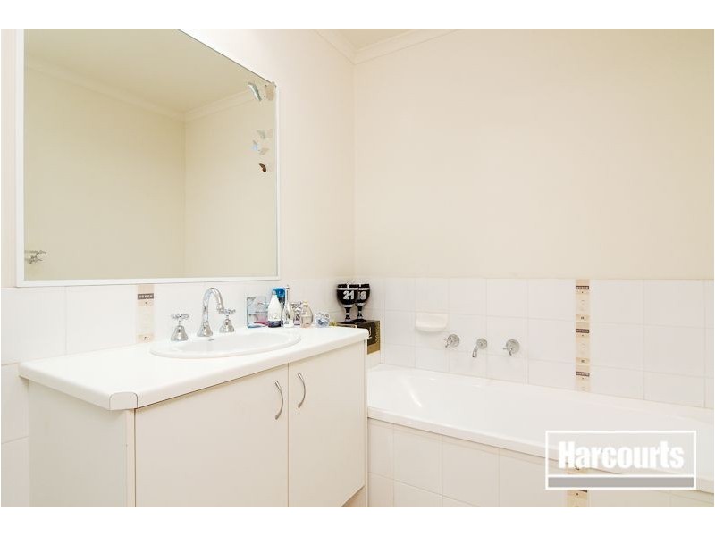 11/10 Hall Road, Carrum Downs VIC 3201