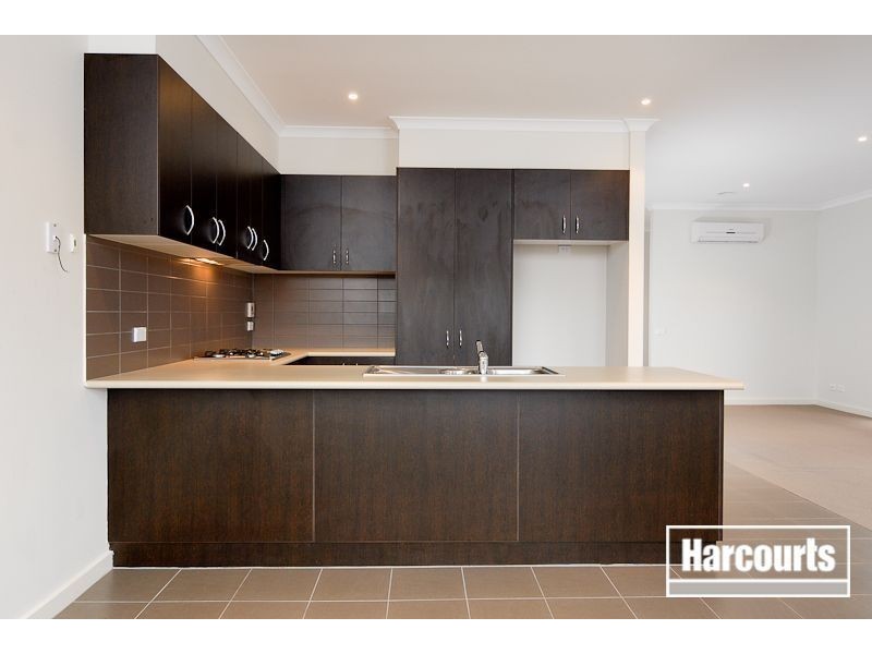 16/70 Sandhurst Boulevard, Sandhurst VIC 3977