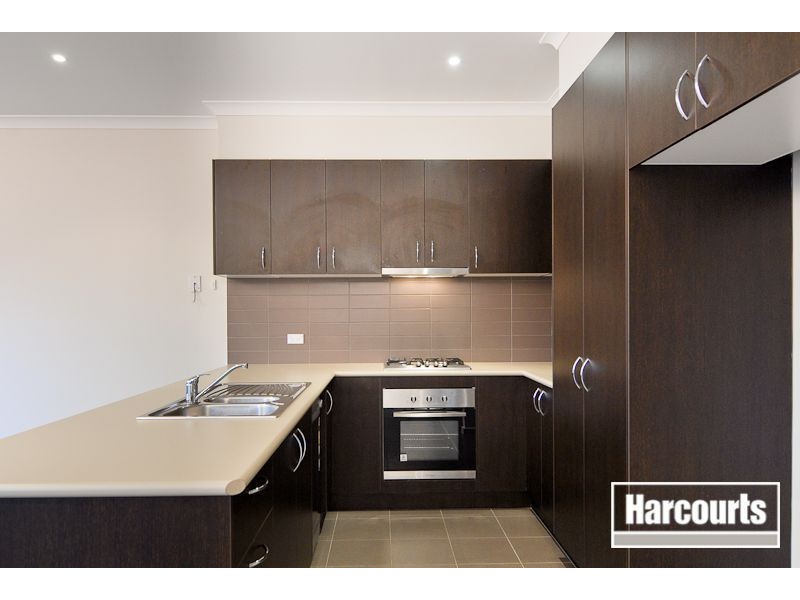 16/70 Sandhurst Boulevard, Sandhurst VIC 3977