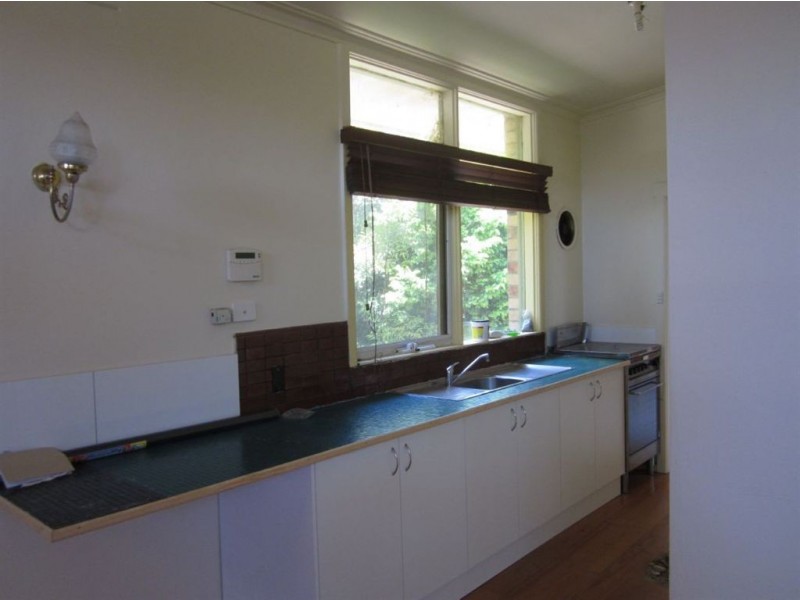 30 Bardia Ave, Seaford VIC 3198