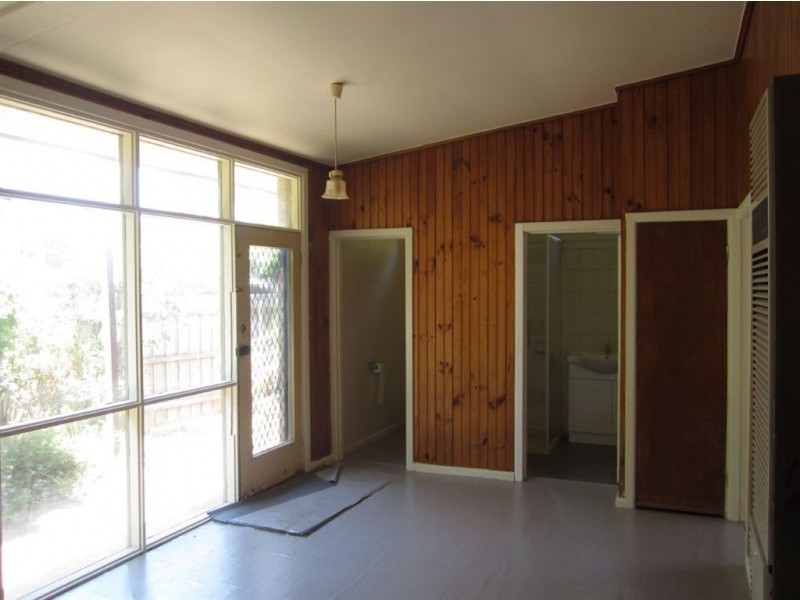 30 Bardia Ave, Seaford VIC 3198