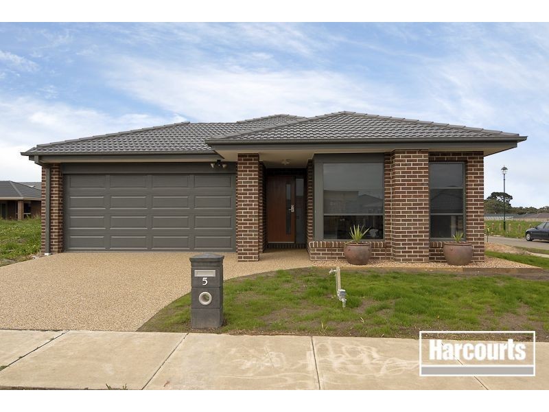 5 Paradise Way, Skye VIC 3977