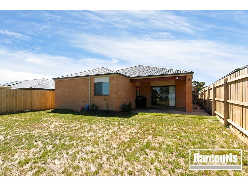 9 Dina Retreat, Carrum Downs VIC 3201