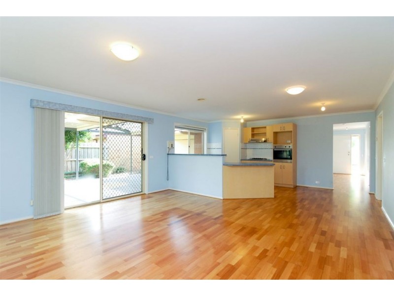 9 Delatite Way, Skye VIC 3977