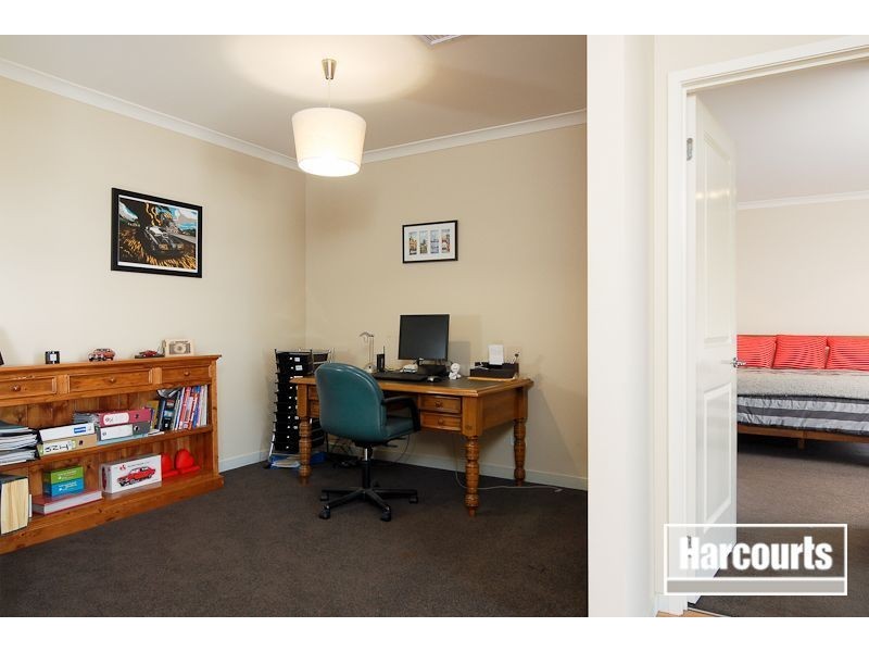 3 Wodalla Circuit, Sandhurst VIC 3977