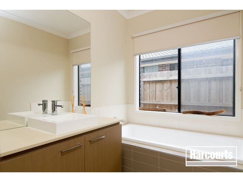 3 Wodalla Circuit, Sandhurst VIC 3977