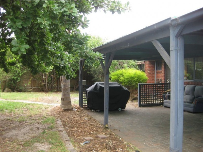 151 Lyrebird Drive, Carrum Downs VIC 3201