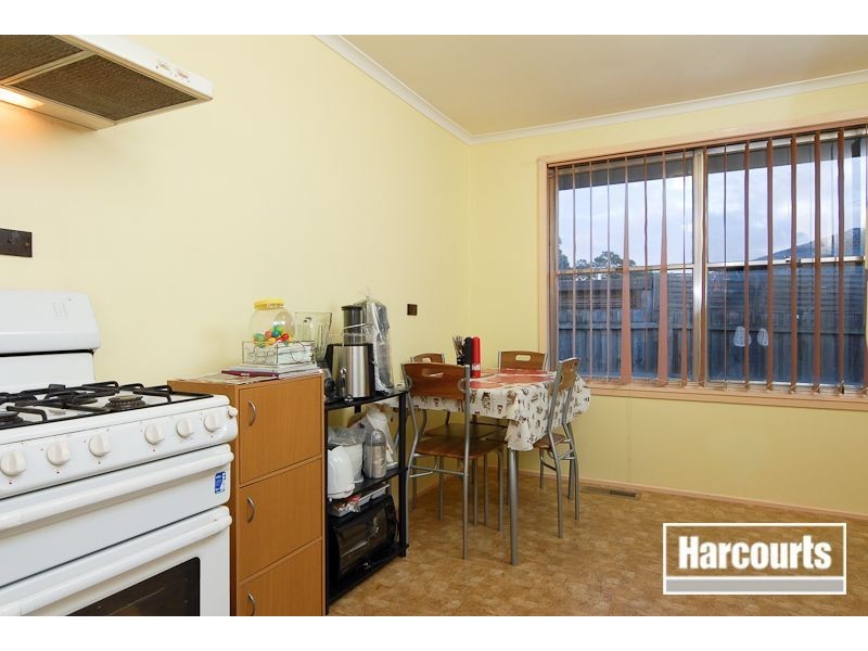 16 Wirilda Crescent, Frankston North VIC 3200