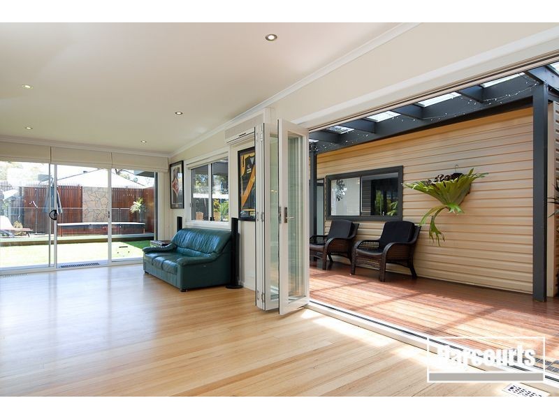 15 Nabilla Avenue, Seaford VIC 3198
