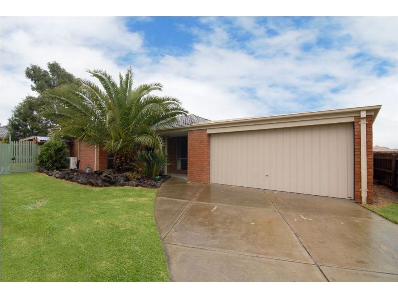 16 Viking Court, Carrum Downs VIC 3201