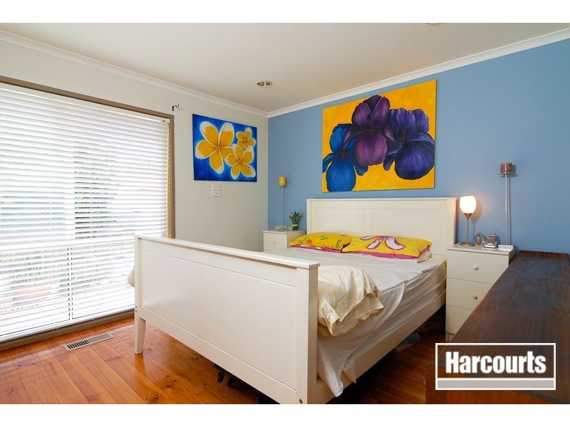 11 Charleville Court, Carrum Downs VIC 3201