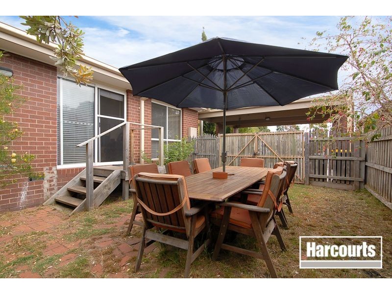 11 Charleville Court, Carrum Downs VIC 3201