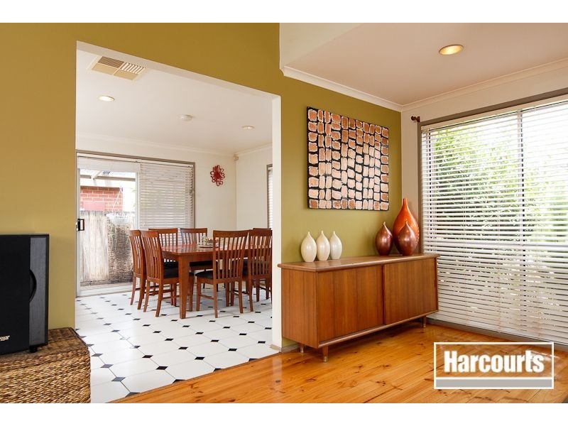 11 Charleville Court, Carrum Downs VIC 3201