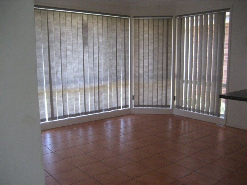 5 Cunneen Crescent, Berwick VIC 3806