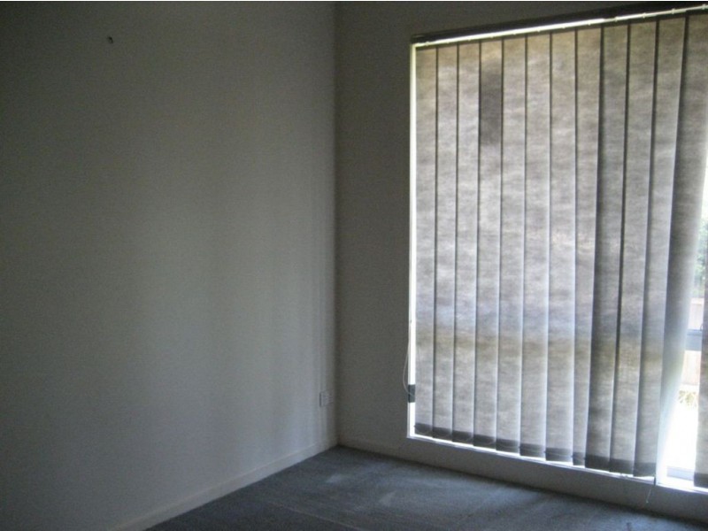 5 Cunneen Crescent, Berwick VIC 3806