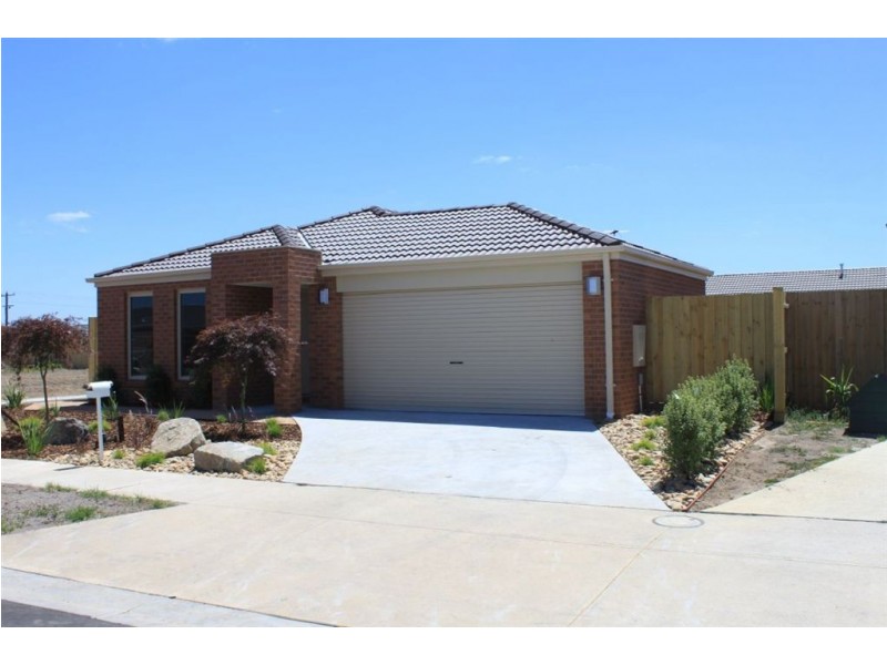 31 Myhaven Circuit, Carrum Downs VIC 3201