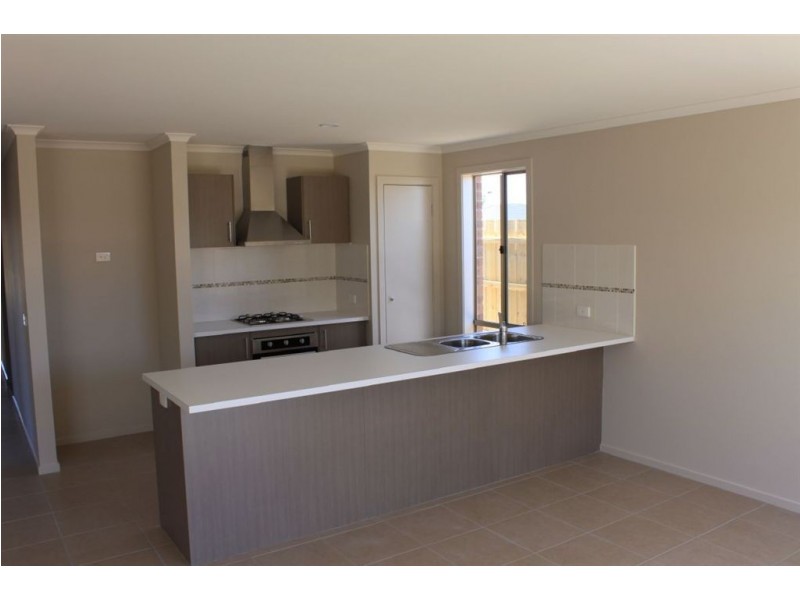 31 Myhaven Circuit, Carrum Downs VIC 3201