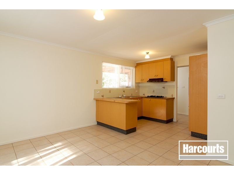18 Darnley Drive, Skye VIC 3977